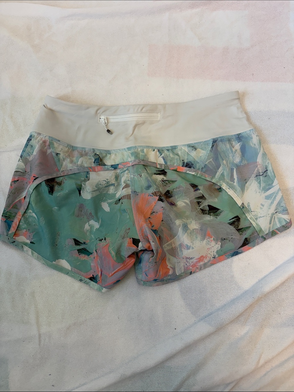 Lululemon Run Times Shorts - Picture 2 of 4